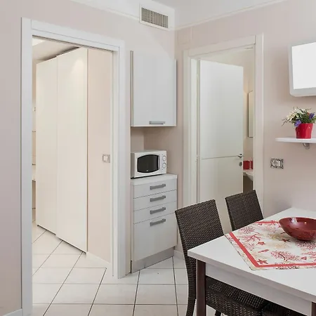 Aparthotel Blue Lake Residence - Bardolino 3*