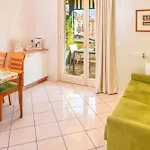 Blue - Apart Otel 4*