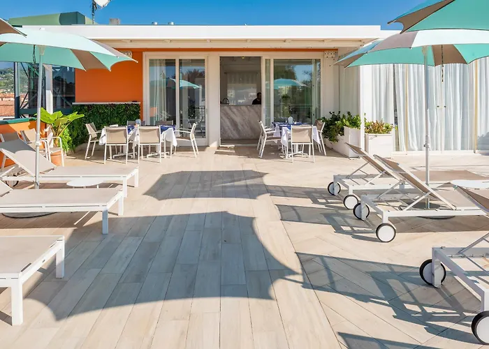 Blue - 4* Bardolino